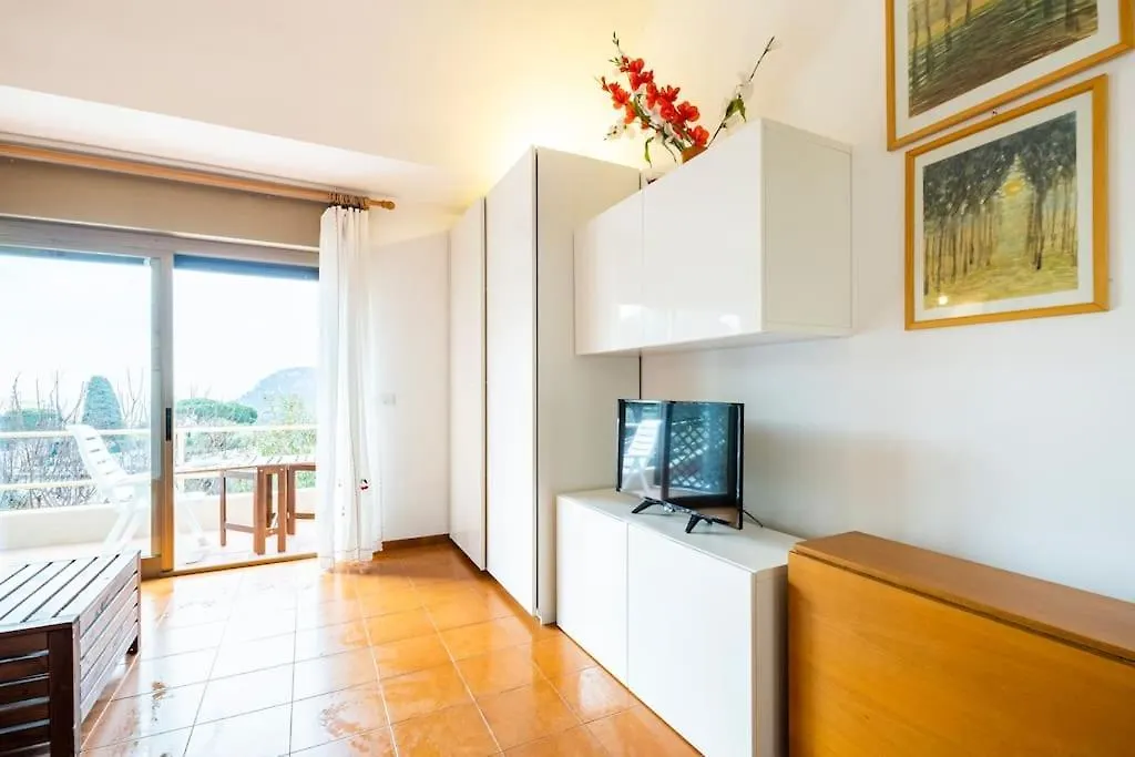 Casa Manu Finale Ligure Apartment 0*,